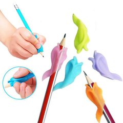 Утримувач для ручки та олівця для формування почерку РИБКА, мікс (030199в) фото